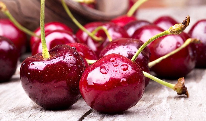 Top 18 Fruits for Beautiful, Flawless Skin, cherries for beauty